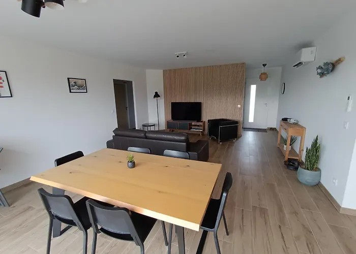 Nyaraló Maison De Avec Jardin *