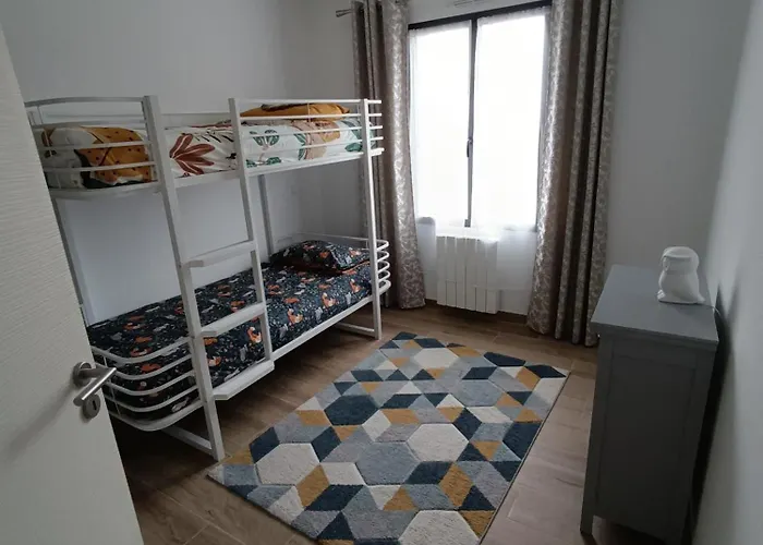 Maison De Avec Jardin Holiday home Le Port-des-Barques